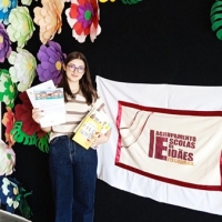 Bruna Borges recebe Prémio de Melhor Aluna dos Cursos Profissionais – Ano letivo 2024/2025